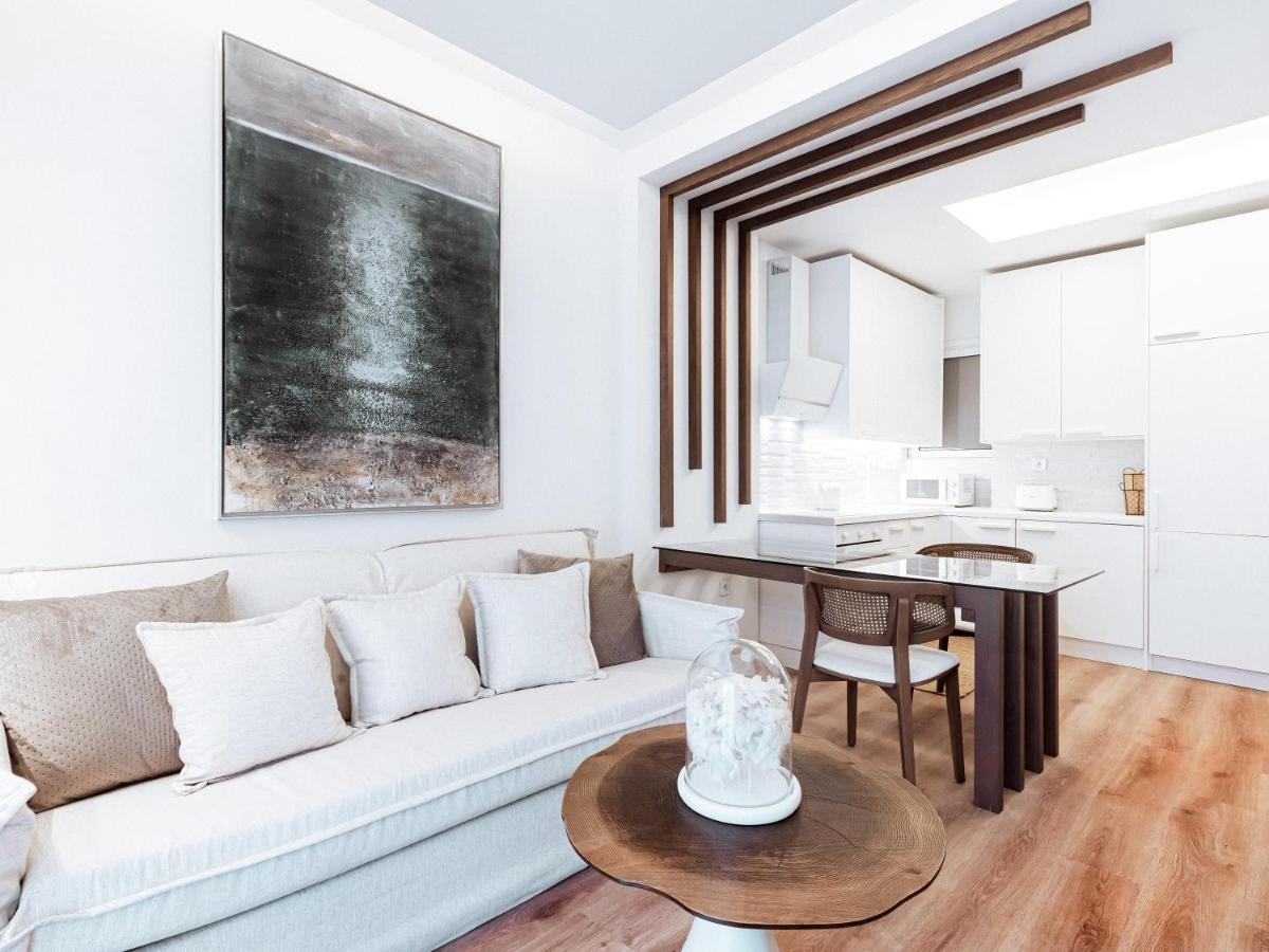 Luxury Apartment In The Heart Of The City - 1Br Athen Eksteriør billede