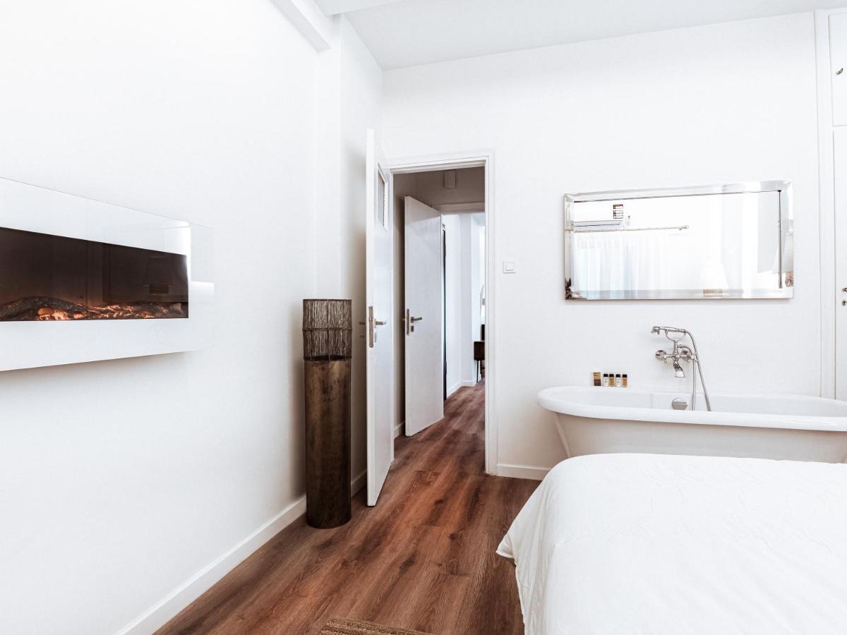 Luxury Apartment In The Heart Of The City - 1Br Athen Eksteriør billede